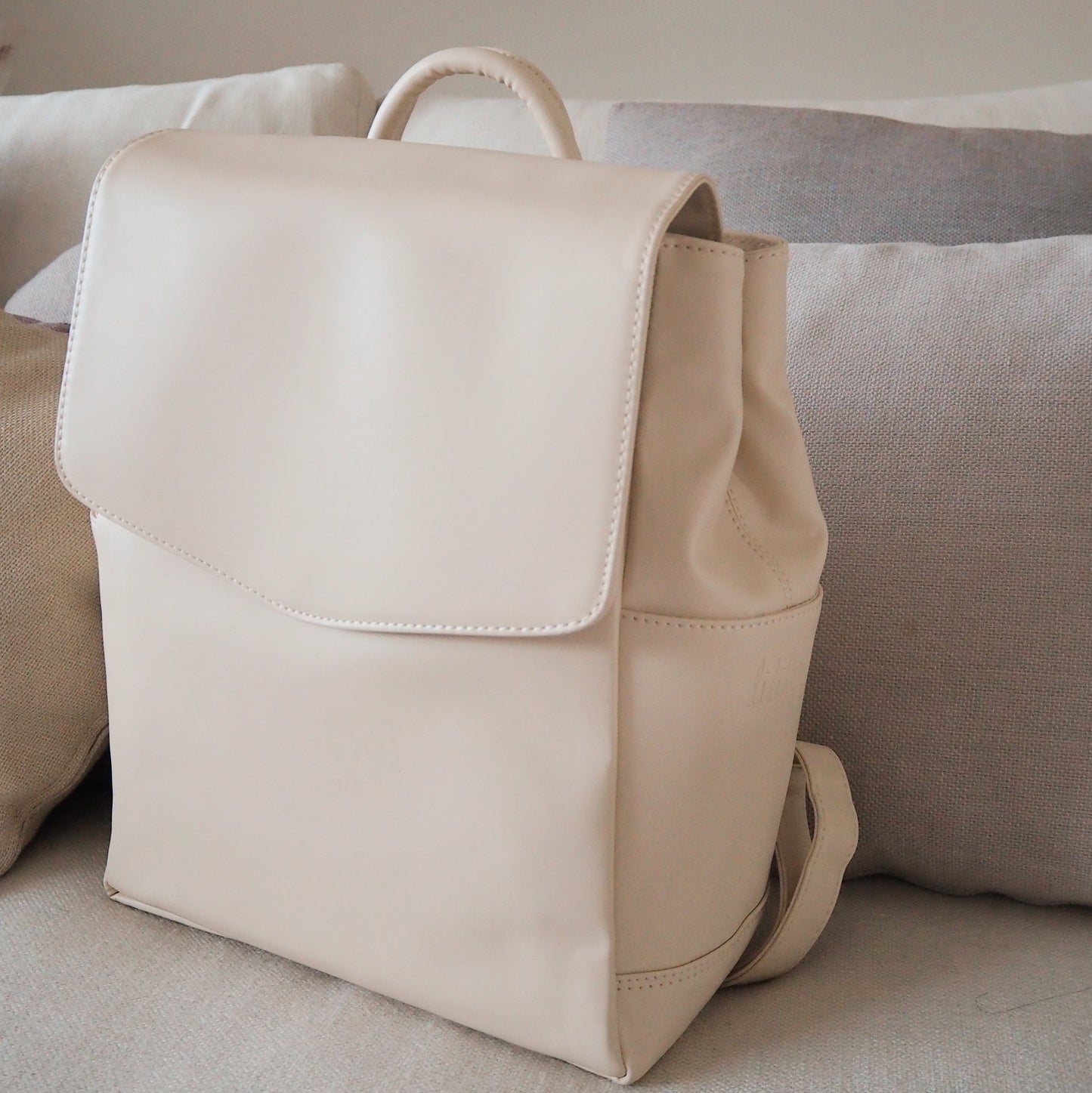 50% OFF Imperfect Solār · Wickelrucksack