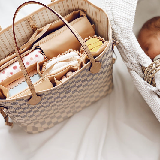 50% OFF Imperfect Classic · Wickeltasche M